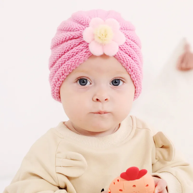 Top 5 Stylish Ways to Wear Your India Hat This Season
