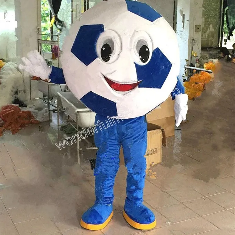 Celebrity-Inspired Football Game Outfit Ideas for Your Next Tailgate Party