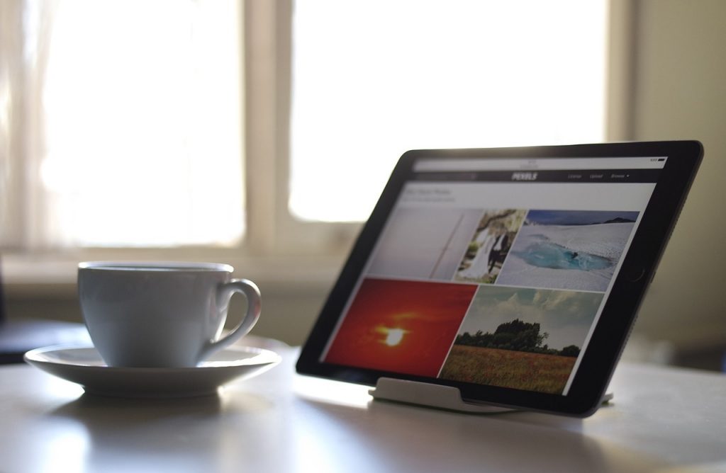 Channel Your Creativity with Smart Drawing Tablets for Digital Expression and Artistry