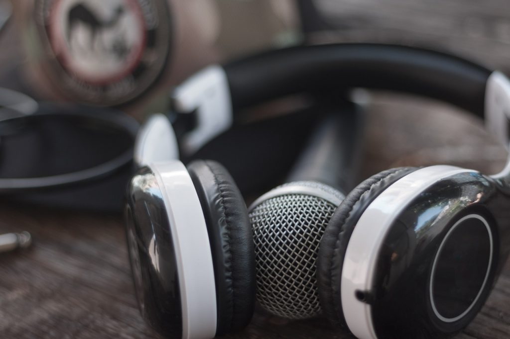 Find Your Rhythm: Bluetooth Headphones for an Immersive Workout Experience