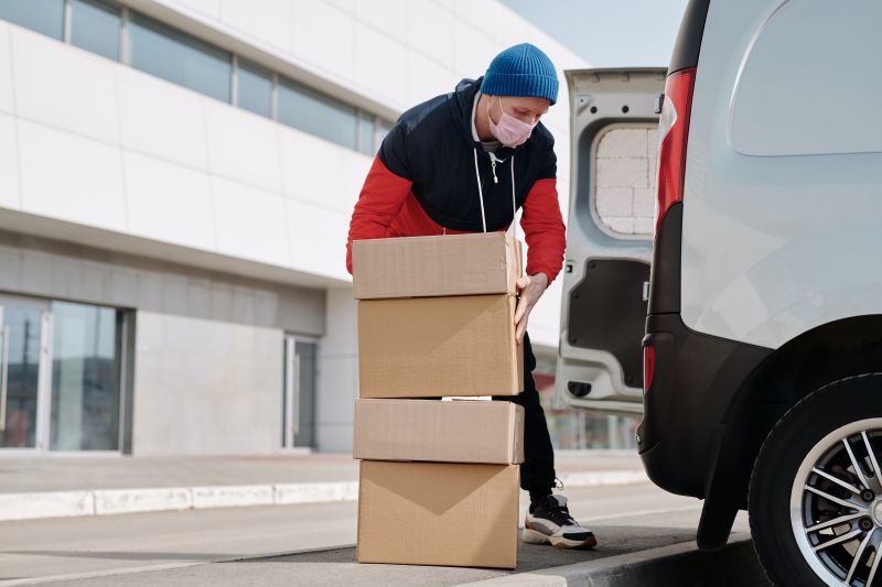 How Local Warehouse Delivery Helped Online Businesses During COVID-19 Pandemic