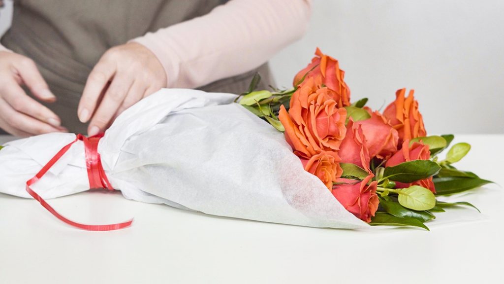 The Art of Presentation: Elevate Your Floral Arrangements with Florist Wrapping Paper
